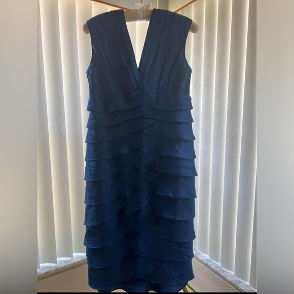 Casual or social dress - Picture 7 of 10